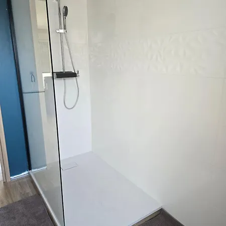 Cosy Proche Sceneo, Auchan, Saint-omer Lejlighed